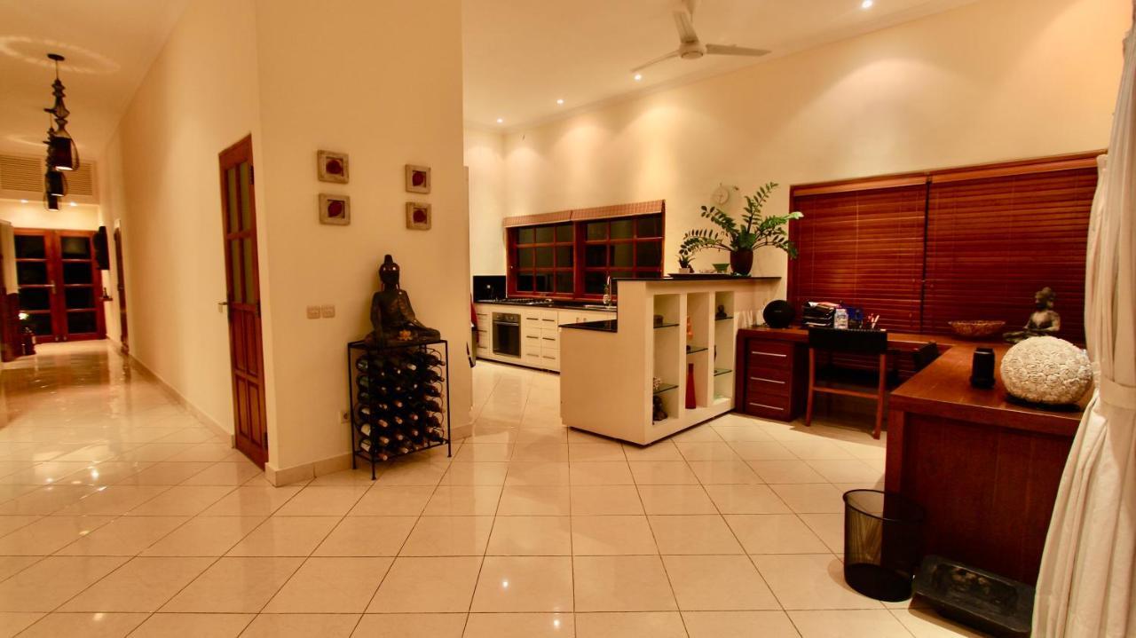 Villa Surgawi Lovina Екстериор снимка