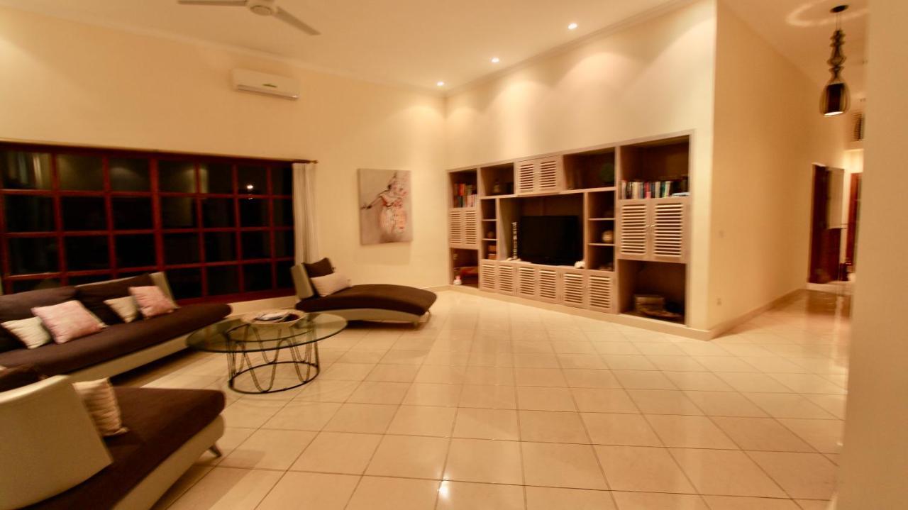 Villa Surgawi Lovina Екстериор снимка