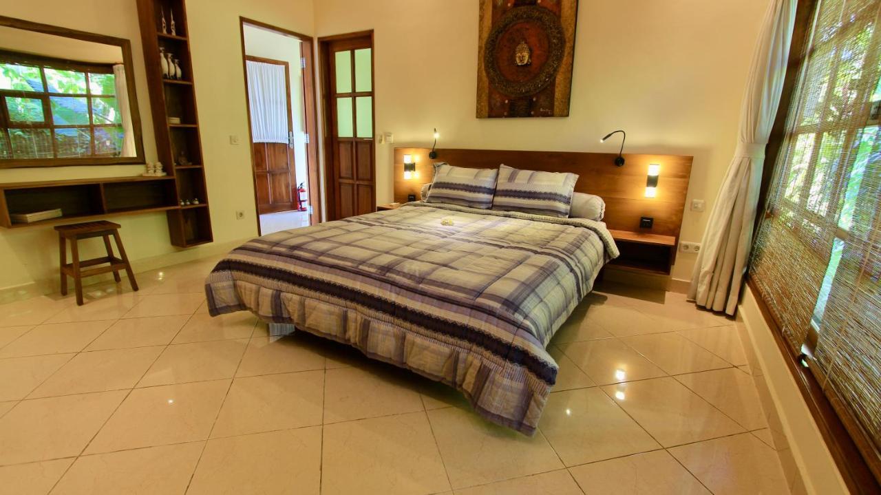 Villa Surgawi Lovina Екстериор снимка