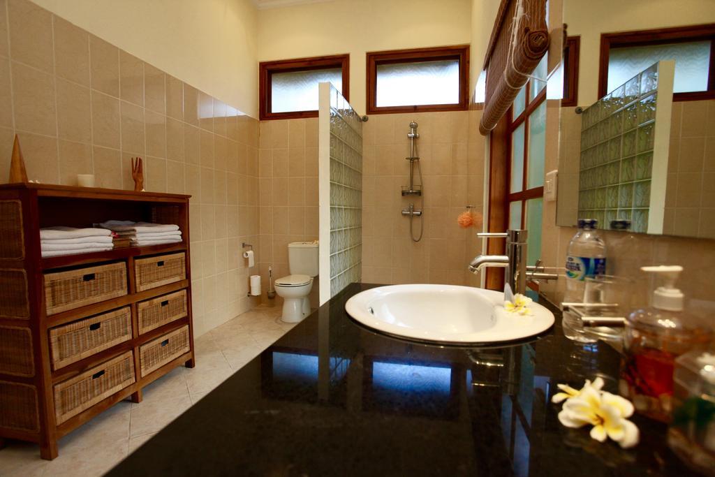 Villa Surgawi Lovina Екстериор снимка