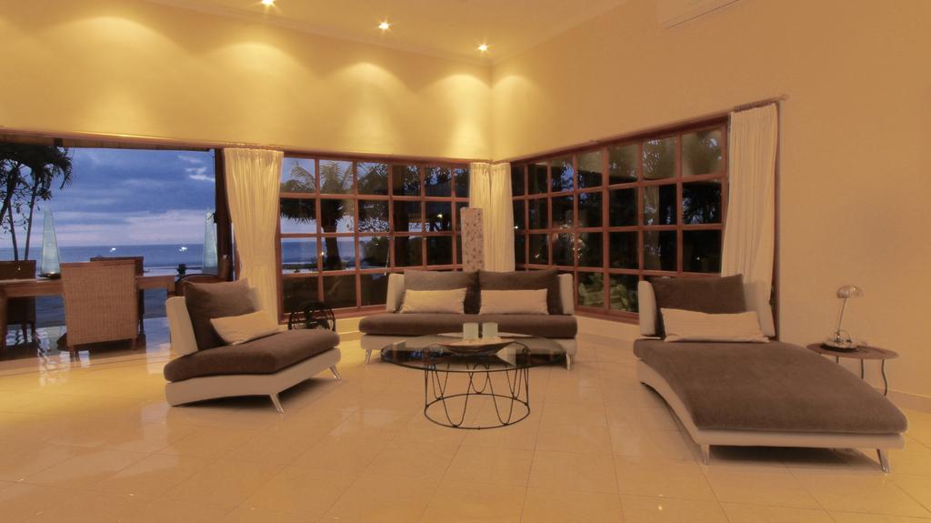 Villa Surgawi Lovina Екстериор снимка