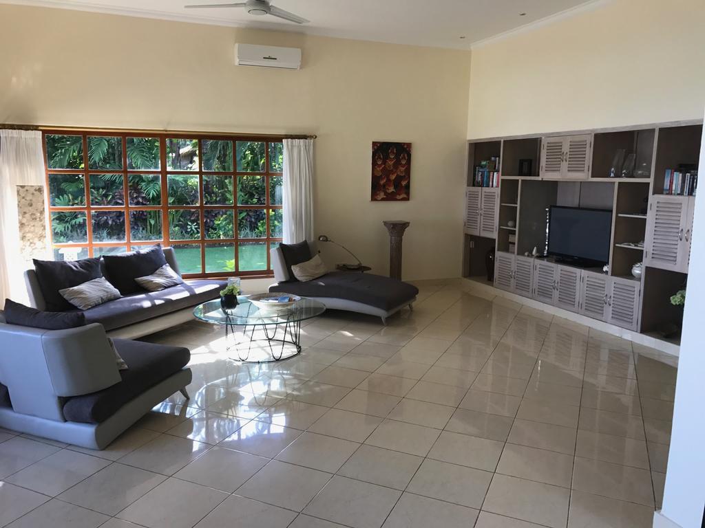 Villa Surgawi Lovina Екстериор снимка